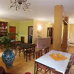 Il Piccolo Oda ve Kahvaltı 4*