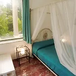 Oda ve Kahvaltı Il Piccolo 4*