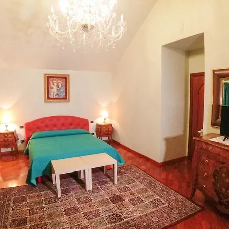 Il Piccolo 4* Энна