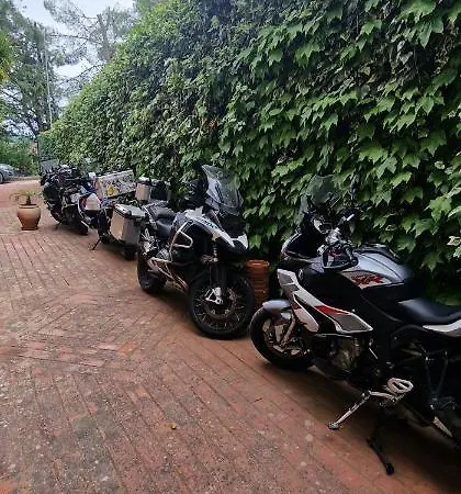 לינה וארוחת בוקר Il Piccolo אנה